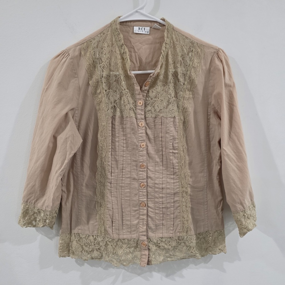 Womens Button Up Ren Faire Top Size Small Beige Pleated Floral Lace Fairy